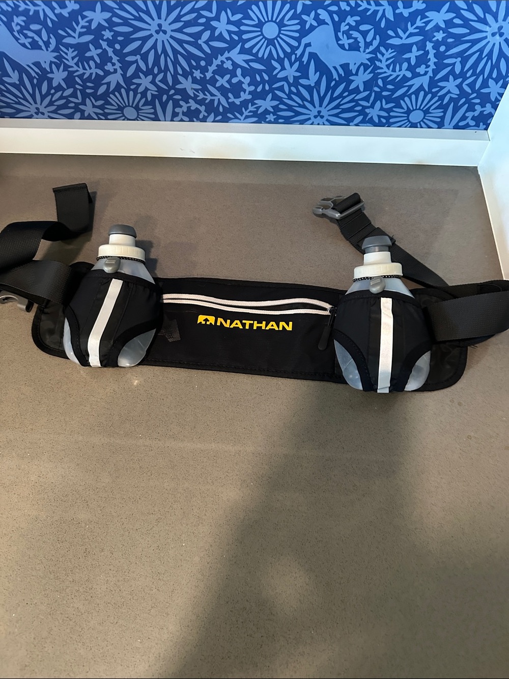 Nathan Black Dual-Bottle Running Waist Belt with Reflective Accents